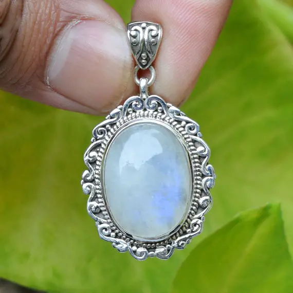 Natural Rainbow Moonstone Pendant, Blue Fire Moonstone Pendant, Handmade Silver Pendant, Gift For Her, Birthday Gift, Moonstone Jewelry.