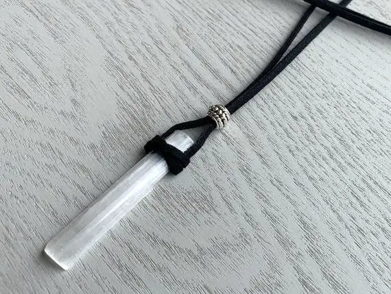 Selenite Pendant White Crystal Necklace, Protection Necklace, Selenite Necklace, Real Stone Pendant, Manifestation Jewelry, Cleansing Stone