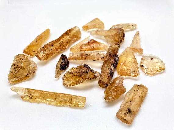 Raw Amber Stone - Copal Amber - Healing Crystals & Stones - Rough Amber Crystal With Inclusions- Rough Amber - Warmth, Health, Well-being