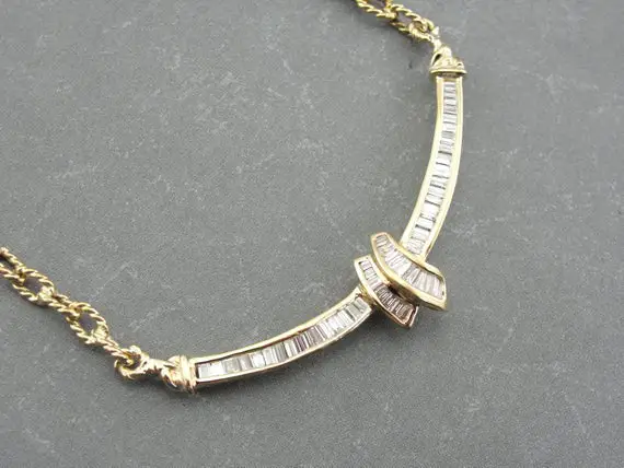 Contemporary Baguette Cut Diamond And 18k Yellow Gold Necklace V86afl-r
