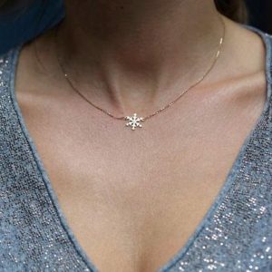 Snowflake Necklace, Snowflake Charm Necklace, Christmas Gift for Her, Diamond Snowflake Silver Necklac Gift For Mom | Natural genuine Diamond necklaces. Buy crystal jewelry, handmade handcrafted artisan jewelry for women.  Unique handmade gift ideas. #jewelry #beadednecklaces #beadedjewelry #gift #shopping #handmadejewelry #fashion #style #product #necklaces #affiliate #ad