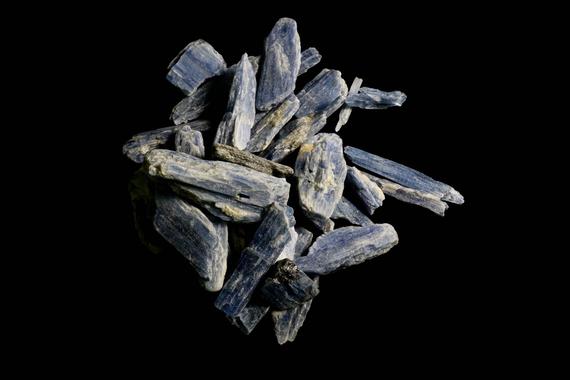 Blue Kyanite Medium Raw