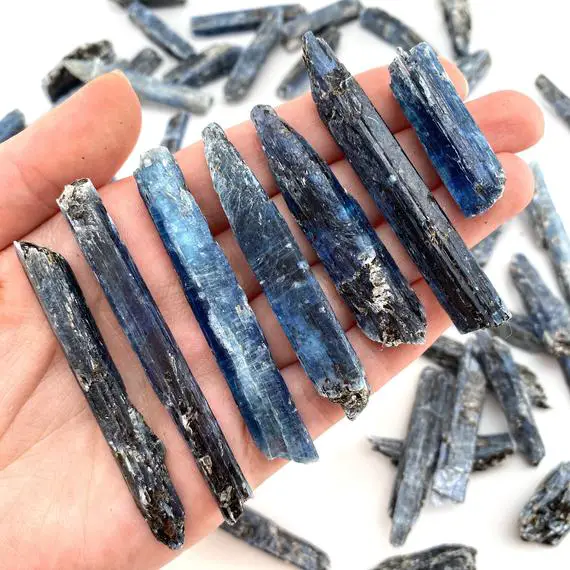 One Raw Blue Kyanite Specimen, Natural Blue Kyanite, Blue Kyanite Crystal