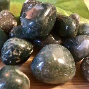 Tumbled Moss Agate Stones Set with Gift Bag and Note | Natural genuine stones & crystals in various shapes & sizes. Buy raw cut, tumbled, or polished gemstones for making jewelry or crystal healing energy vibration raising reiki stones. #crystals #gemstones #crystalhealing #crystalsandgemstones #energyhealing #affiliate #ad