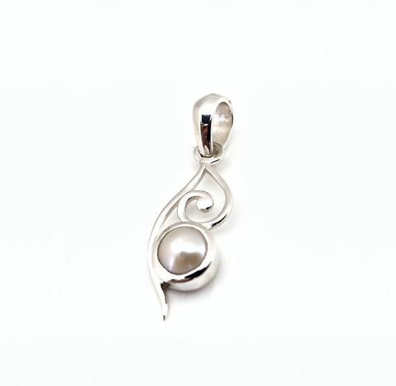 Pearl Pendant // White Pearl Pendant // Silver Swirl Setting