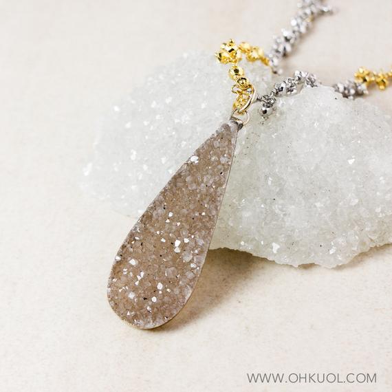 Peachy Druzy Teardrop Druzy Necklace, Boho Druzy Layering Necklace, Pyrite Bead Chain