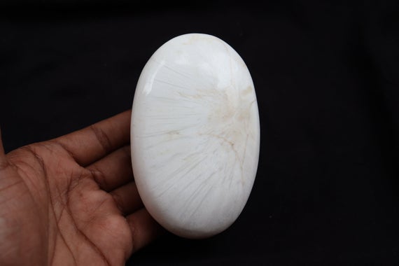 A+ Scolecite Palm Stone / Scolecite Crystal - Cristal Polished Gemstone | Scolecite Stone Crystal Palmstone (healing Crystals And Stones)