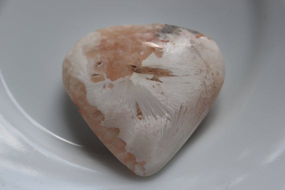 Natural Pink Scolecite Hear Stone, Pink Scolecite Heart Stone, Pink Scolecite Jewelry, Natural Pink Scolecite Heart Healing Crystal