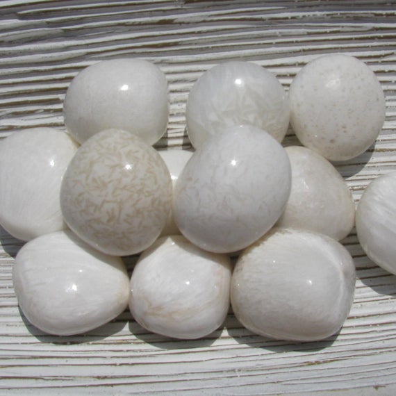 Scolecite -  Tumbled Scolecite - Tumbled Stone - Scolecite Crystal - White Scolecite -vibrational Stone -lightworkers Stone -healing Crystal