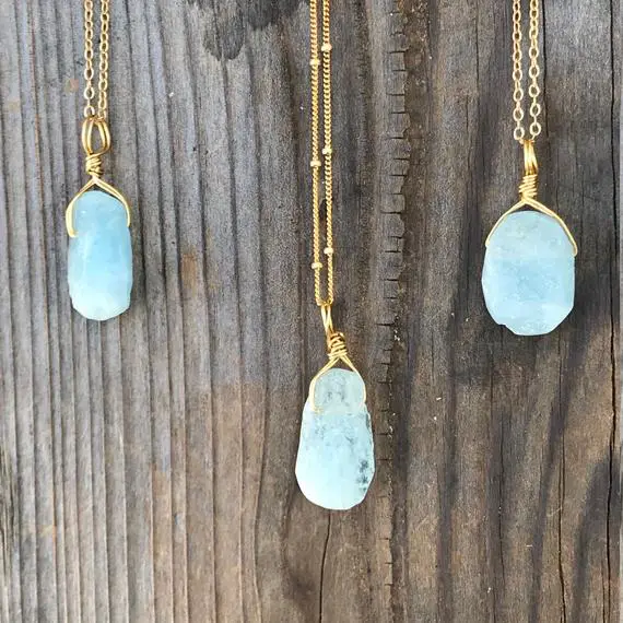 Chakra Jewelry / Aquamarine / Aquamarine Necklace / Raw Aquamarine / Aquamarine Jewelry / Aquamarine Pendant / Gold Filled