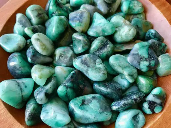 Emerald Tumbled Stone | Green Crystal Gemstone