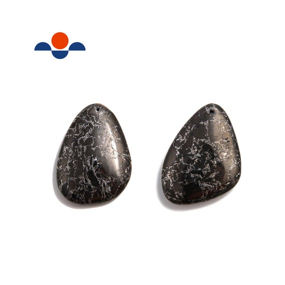 Natural Black Jet Stone Pendant Teardrop Or Irregular Shape Approx 30x40mm