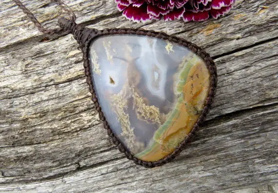 Moss Agate Macrame Necklace, Christmas Gift Ideas, Macrame Jewelry, Macrame Pendant, Moss Agate Gemstone, Moss Agate Pendant, Gift Ideas