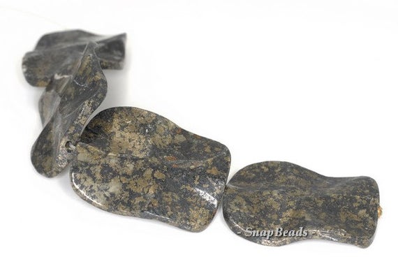 40x30mm Iron Pyrite Intrusion Gemstone Black Gold Rectangle Wavy Loose Beads (90144900-416)