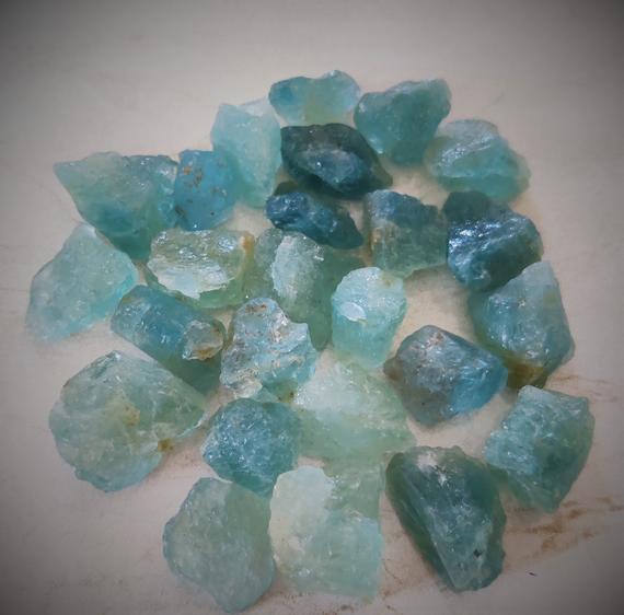 Aquamarine  Raw Stone, 10 / 25 Piece Lot Aquamarine Crystal, Natural Aquamarine Raw, Healing Crystal Raw,8x10, 10x12,12x15,15x,20 Mm Size
