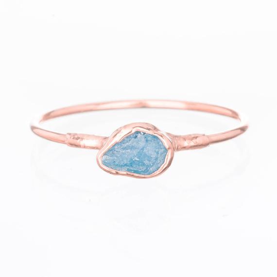 Dainty Raw Aquamarine Ring For Women • Rose Gold • Blue March Birthstone • Pink Ring • Raw Stone Crystal • Boho Cottage Core • Pisces