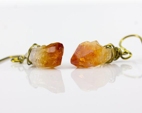 Niobium Earrings With Yellow Citrine - Sensitive Ears Hypoallergenic Colored Niobium - Natural Raw Rough Gemstone Jewelry - Wire Wrapped