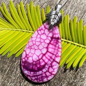 Dragons Vien Fire Agate Healing Stone Necklace with Positive Healing Energy! Dragons Vien Fire Agate Healing Stone Necklace with Positive Healing Energy!