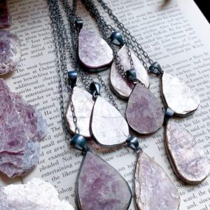 Lepidolite Mica necklace | Natural genuine Lepidolite necklaces. Buy crystal jewelry, handmade handcrafted artisan jewelry for women.  Unique handmade gift ideas. #jewelry #beadednecklaces #beadedjewelry #gift #shopping #handmadejewelry #fashion #style #product #necklaces #affiliate #ad
