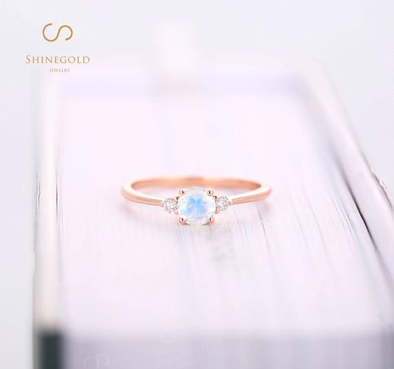 Vintage Moonstone Engagement Ring, Rose Gold Ring Diamond Moissanite Ring Round Cut Prong Set Wedding Ring Promise Anniversary Ring