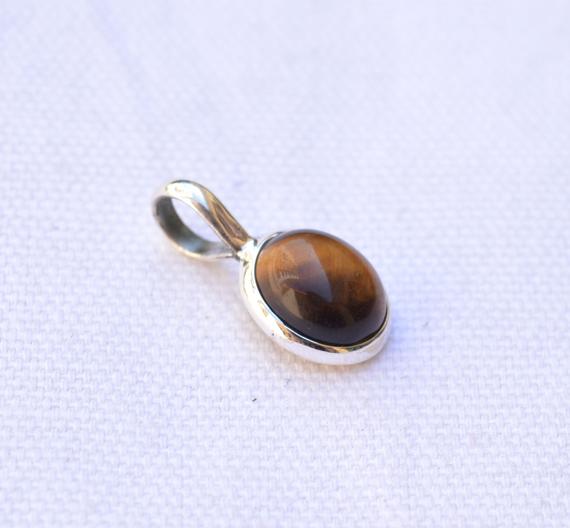 Tiger's Eye Silver Pendant, 925 Sterling Silver Jewelry, Oval Shape, Silver Pendant, Handmade Silver Pendant, Gift For Her, P 59