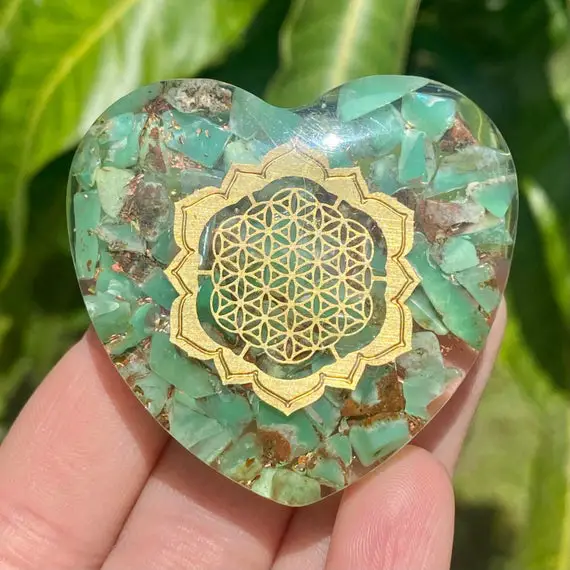 Chrysoprase Orgonite Heart With Flower Of Life Symbol, Orgonite Heart, Orgone, Copper, Chrysoprase, Flower Of Life