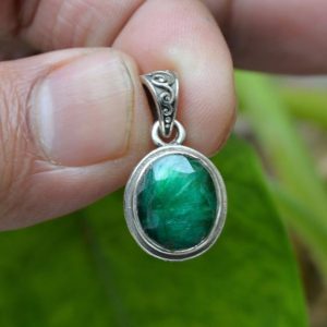 Shop Emerald Pendants! Green Emerald Pendant, 925 Solid Sterling Silver Pendant, Handmade Jewelry, Womens Necklace, Silver Pendant, Antique Jewelry, Gift for her. | Natural genuine Emerald pendants. Buy crystal jewelry, handmade handcrafted artisan jewelry for women.  Unique handmade gift ideas. #jewelry #beadedpendants #beadedjewelry #gift #shopping #handmadejewelry #fashion #style #product #pendants #affiliate #ad