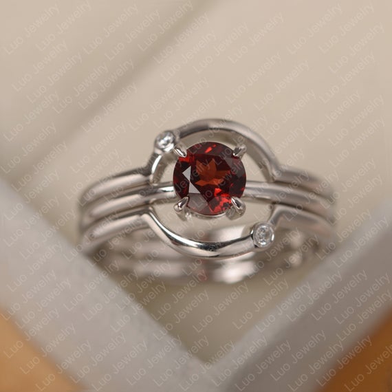 Mars Ring, Round Cut Garnet Promise Ring,red Gemstone ,sterling Silver,bridal Ring Sets