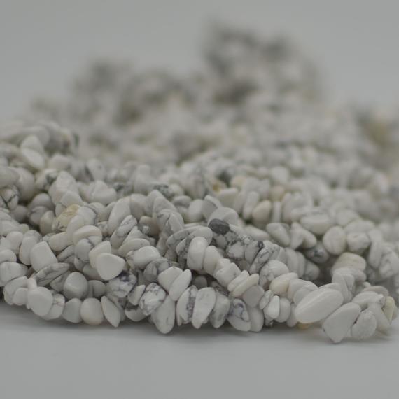 Natural White Howlite Semi-precious Gemstone Chips Nuggets Beads - 5mm - 8mm, 32" Strand