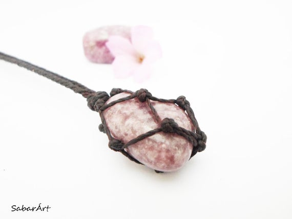 Lepidolite Necklace, Lepidolite Pendant, Calming Stone, Healing Stones Jewelry, Crystal Jewelry, Chakra Jewelry, Dusty Pink, Pink Necklace