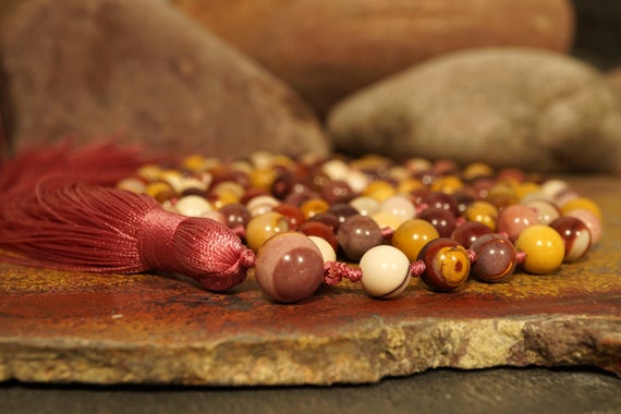 8mm Mookaite (aaa) Knotted Mala (108 And Guru) With A Mulberry Red 3358