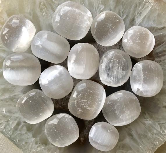 Premium White Selenite Tumbled Stones. Polished Selenite Crystal For Reiki & Crystal Healing. Meditation. Chakra Stones. Crystal Grids