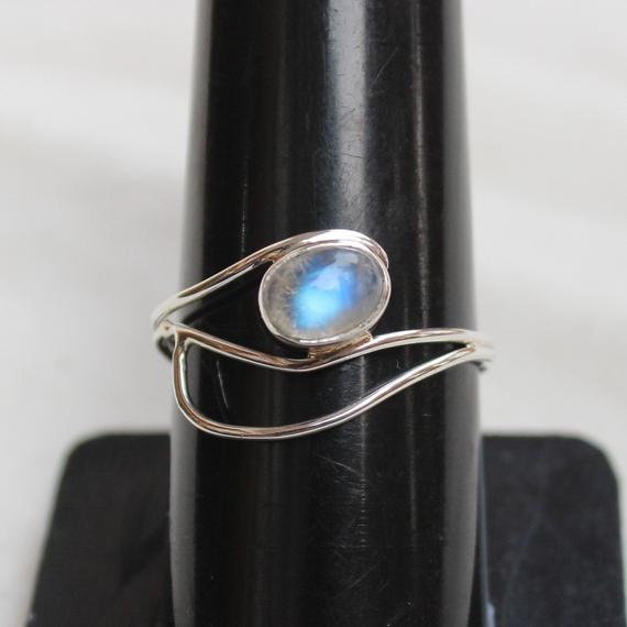 Rainbow Moonstone Ring, Stackable Ring, Gift For Her, Sterling Silver Handmade Rings, Blue Flash Rainbow Moonstone Ring, Anniversary Gifts