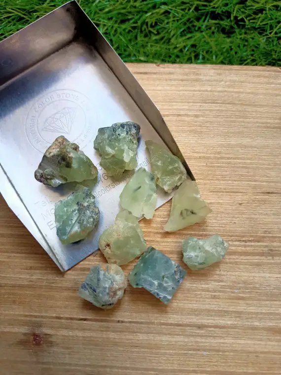 Raw Prehnite Crystal - Natural Rough Gemstone For Jewelry Making - Healing Stone - Crystal Shop