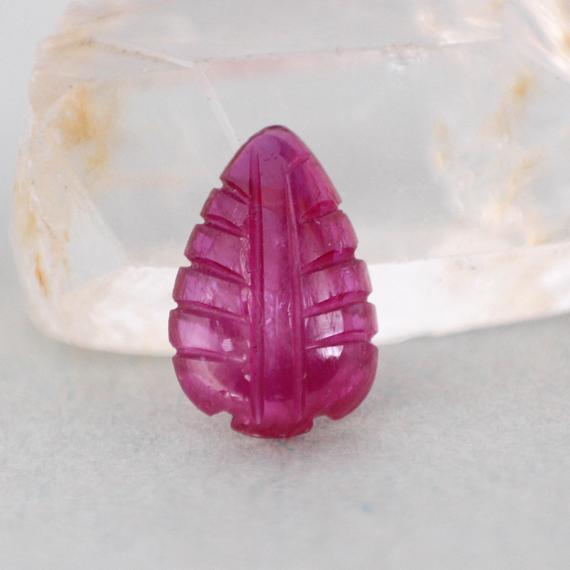 Natural Ruby Carving 1.00 Cts. Leaf Shape Hand Made -leaf Shape Ruby Carving For Ring-loose Ruby Carving Gemstone-purplish Red Ruby Carved