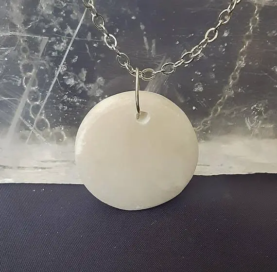 Selenite Necklace Full Moon Crystal Stone / Meditation Necklace Bridesmaid Gift / Crystal Jewelry Quartz Crystal Gemstone Chakra Necklace