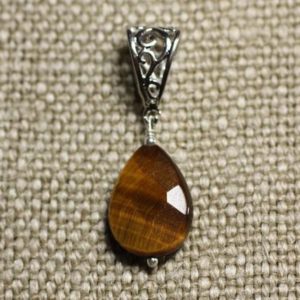 Shop Tiger Eye Necklaces! Collier Pendentif Pierre – Oeil de Tigre Goutte Facettée 18mm | Natural genuine Tiger Eye necklaces. Buy crystal jewelry, handmade handcrafted artisan jewelry for women.  Unique handmade gift ideas. #jewelry #beadednecklaces #beadedjewelry #gift #shopping #handmadejewelry #fashion #style #product #necklaces #affiliate #ad