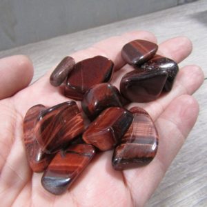 Shop Tiger Eye Stones & Crystals! Red Tiger Eye Small / Medium Tumbled Stone T484 | Natural genuine stones & crystals in various shapes & sizes. Buy raw cut, tumbled, or polished gemstones for making jewelry or crystal healing energy vibration raising reiki stones. #crystals #gemstones #crystalhealing #crystalsandgemstones #energyhealing #affiliate #ad