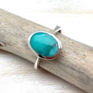 Shop Turquoise Rings! Simple Turquoise Ring – Oval Turquoise Flat Ring – Modern Minimalist Turquoise Ring – Unisex Turquoise – Turquoise Size 5, 6, 7, 8, 9, 10 | Natural genuine Turquoise rings, simple unique handcrafted gemstone rings. #rings #jewelry #shopping #gift #handmade #fashion #style #affiliate #ad