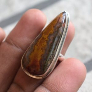 Shop Agate Rings! 925 silver natural moroccan seam agate ring-moroccan agate ring-natural agate ring-agate ring-agate ring-gemstone ring | Natural genuine Agate rings, simple unique handcrafted gemstone rings. #rings #jewelry #shopping #gift #handmade #fashion #style #affiliate #ad