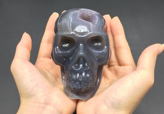Realistic Crystal Skull Agate Geode Skull Sculpture Hand Carved Skull Decor Meditation Energy Healing Crafts 4" 1.3lb Sk-17