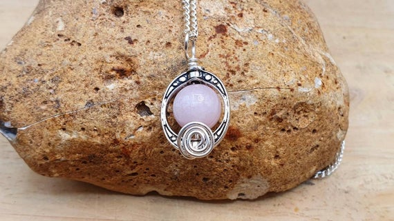Pink Kunzite Pendant. Handmade Jewelry. Reiki Jewelry Uk. Silver Plated Oval Frame Necklace. Wire Wrapped Pendant. 10mm Gemstone