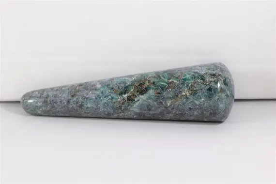 Xl Blue & Green Kyanite With Mica Wand