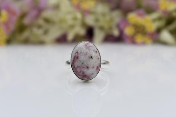 Lepidolite Stone Ring, Sterling Silver Ring, Oval Stone Ring, Statement Ring, Cabochon Gemstone Ring, Simple Band Ring, Natural Stone, Sale