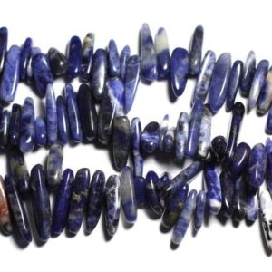 Shop Sodalite Chip & Nugget Beads! Fil 39cm 80pc environ – Perles Pierre – Sodalite Chips Rocailles Batonnets 8-20mm Bleu noir blanc | Natural genuine chip Sodalite beads for beading and jewelry making.  #jewelry #beads #beadedjewelry #diyjewelry #jewelrymaking #beadstore #beading #affiliate #ad