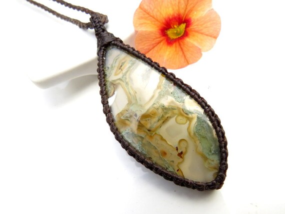 Horse Canyon Agate Necklace / Agate Healing Stone / Agate Pendant / Healing Crystal Energy / Calming Crystal Necklace / Hippy Necklace