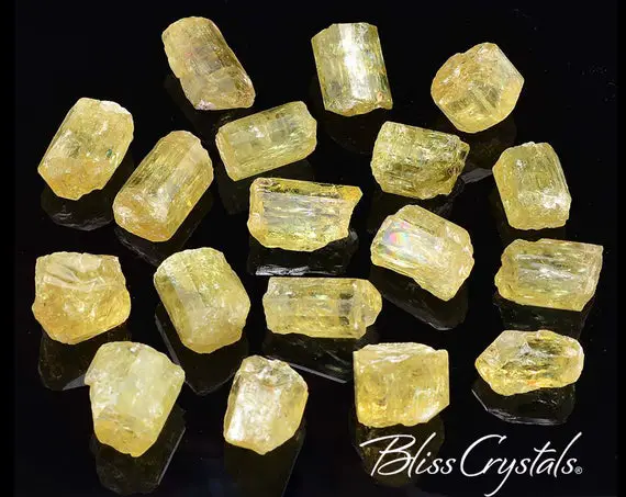 1 Yellow Apatite Rough Crystal 5 - 6 Gm, Medium Size (25-30 Carat) Mineral #jn05