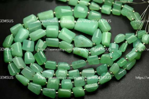 8 Inch Strand,natural Chrysoprase Smooth Nuggets Shape,size 10-14mm