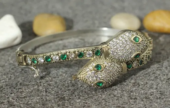 925 Sterling Silver Emerald Bracelet, Turkish Handmade Bracelet, Silver 925 Bangle, Cuff, Emerald Bracelet, Gift For Her, Snake Bracelet