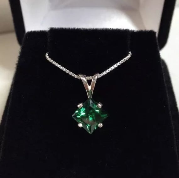 Beautiful 1ct Princess Cut Emerald Solitaire In Sterling Silver Or 14k Gold Necklace Trending Jewelry Gifts Mom Wife Daughter May Birthstone